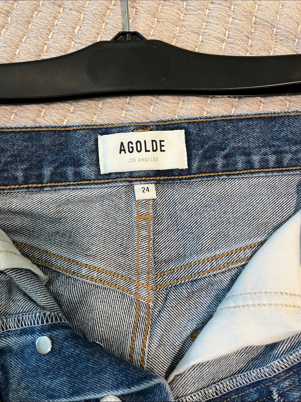 AGOLDE Dee Rolled Hem High Rise Denim Shorts in Enamor 24 - Picture 4 of 6